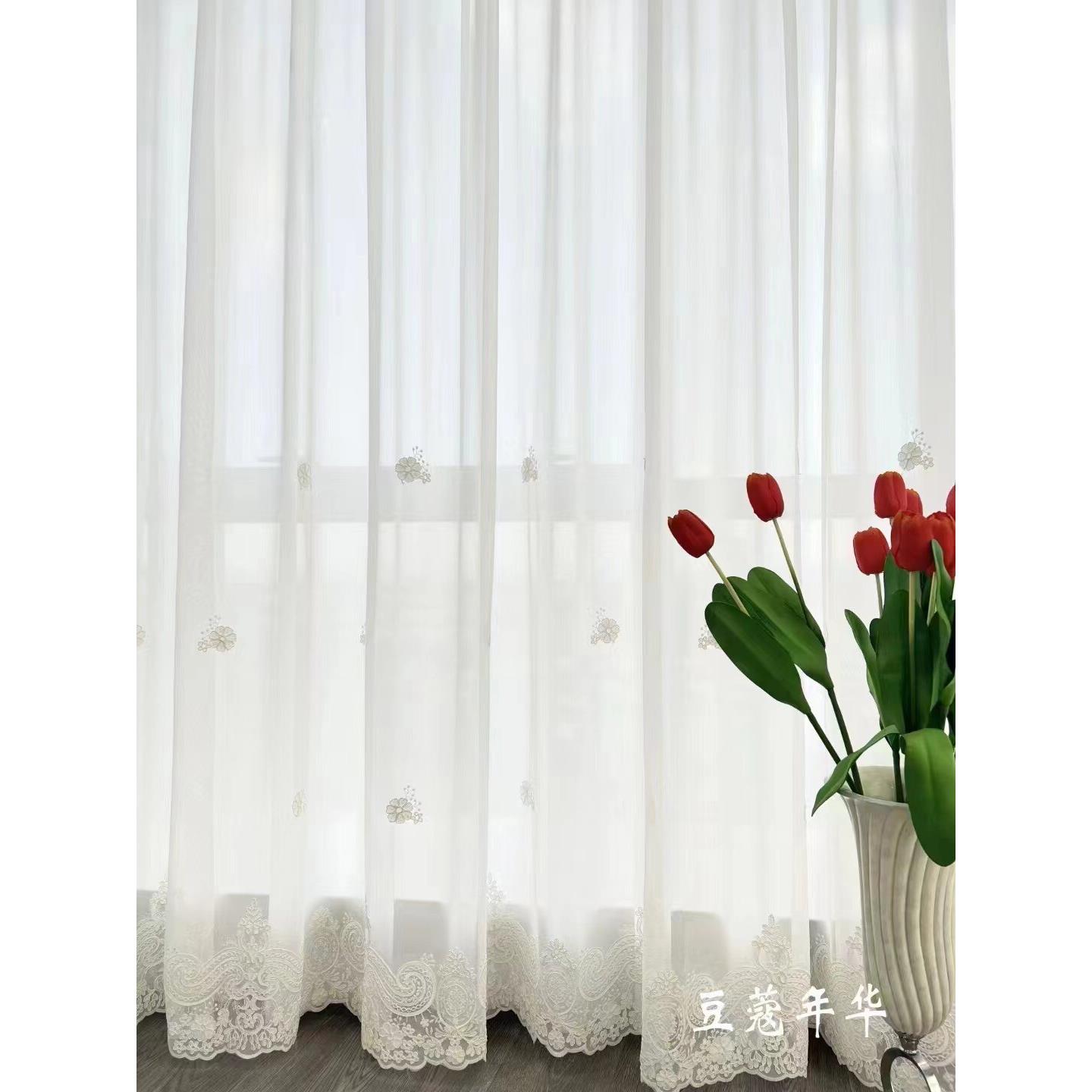 采购产品新豆蔻年华绣花窗帘，窗纱，隔墙窗帘，阳台客厅飘窗，白