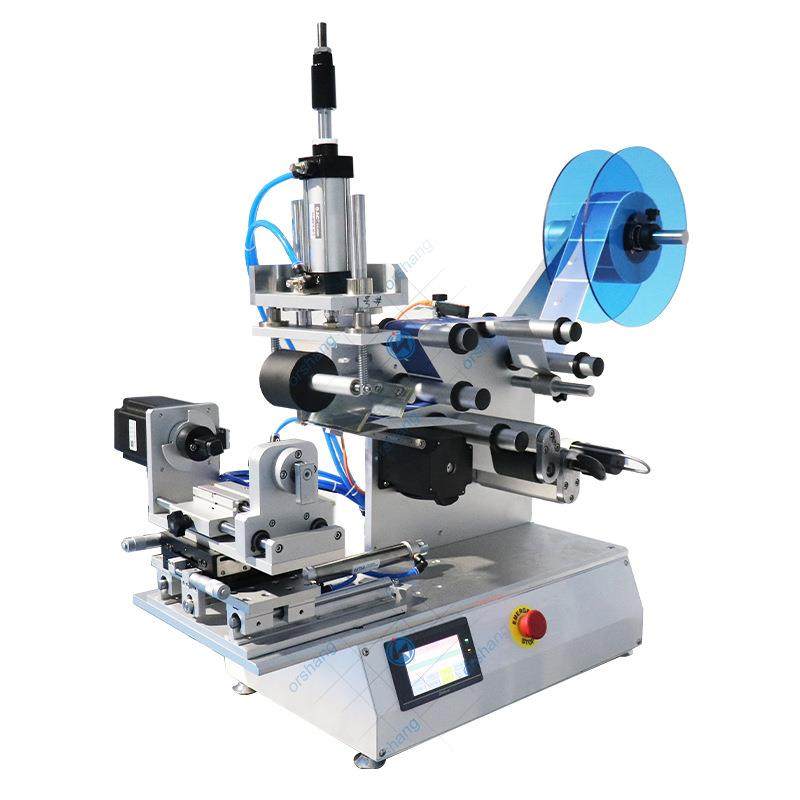 Rectangular glass multifunctional bottle labeling machine