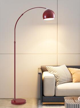 落地灯红色2024新款护眼斯堪的纳维亚无障碍豪华高端卧室客厅流行