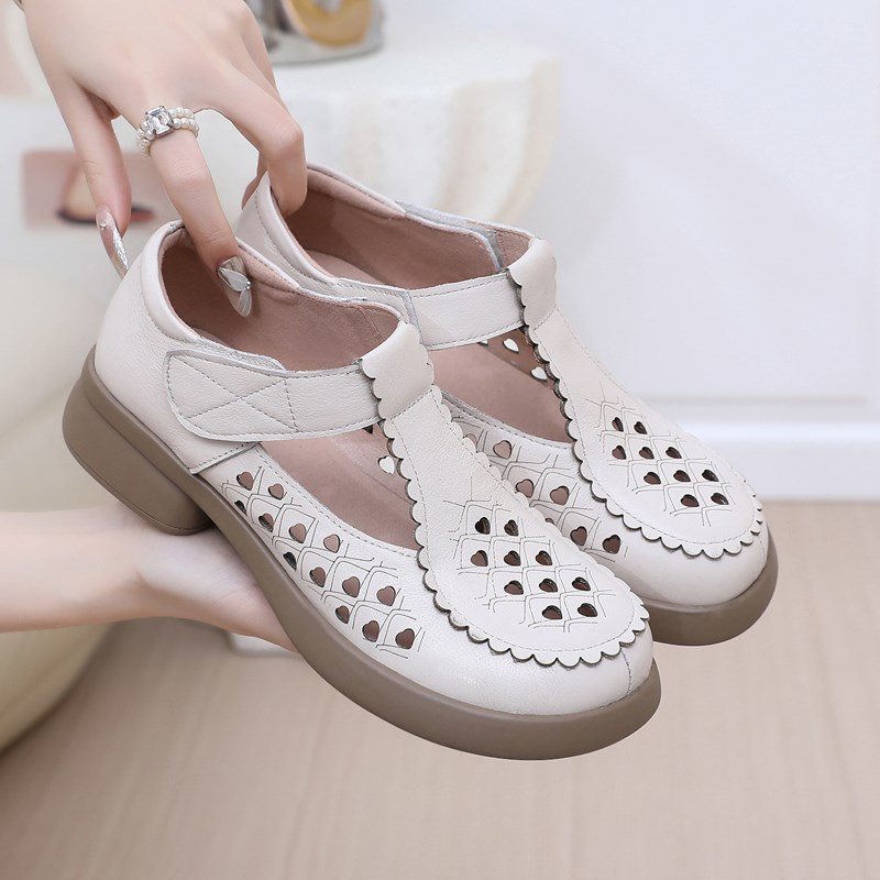 真皮包头凉鞋女2025夏季真皮粗跟E妈妈鞋大码女鞋透气镂空洞洞鞋