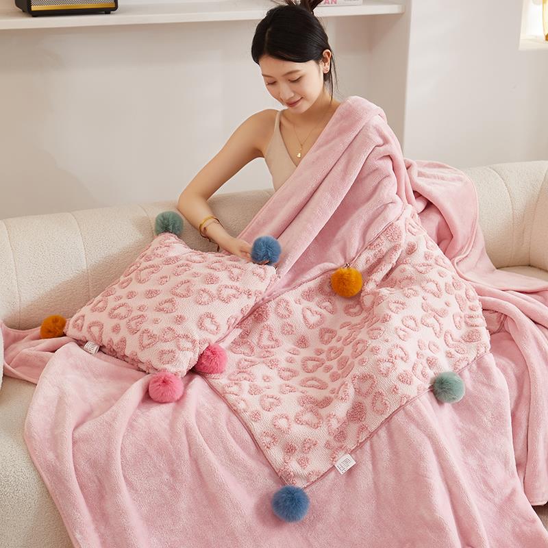 抱枕被子两用车载毯子二合一汽车靠枕办公室午睡枕头女生睡觉车用