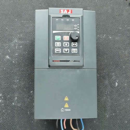 三晶变频器，PDG10-4T7R5B，380V7.5KW，二议价