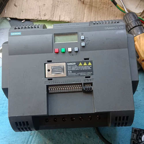 11KW380V，V20变频器，型号6SL3210-5议价