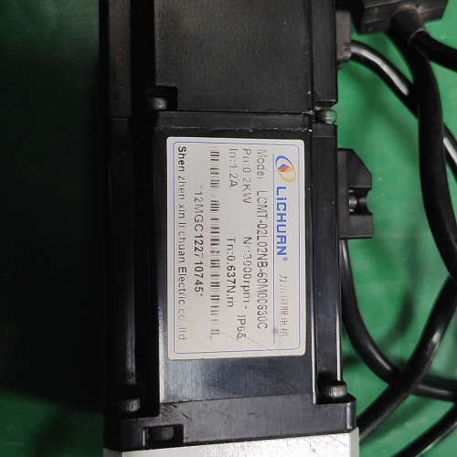 力川伺服电机LCMT-02L02NB-60M00630C议价