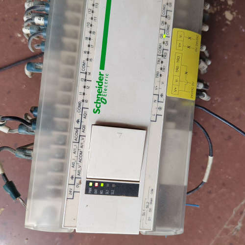 PLC  TM218LDA40DR4PHN  实物图片议价