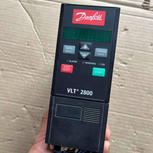 丹佛斯变频器VLT2800系列VLT2815PT4B20ST议价