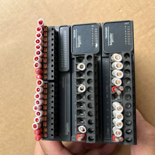 PLC模块 TM3D16G TM3DQ8R TM3DI议价