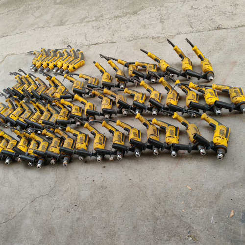 得伟DWD024冲击钻 共58个，都是坏了退下来的。成色如图议价