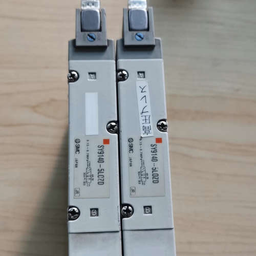 电磁阀SY9140-5LOZD/5L0ZD2个，带议价
