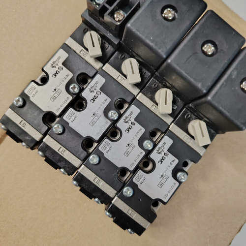 VFS2110-5EC电磁阀，保证功能议价