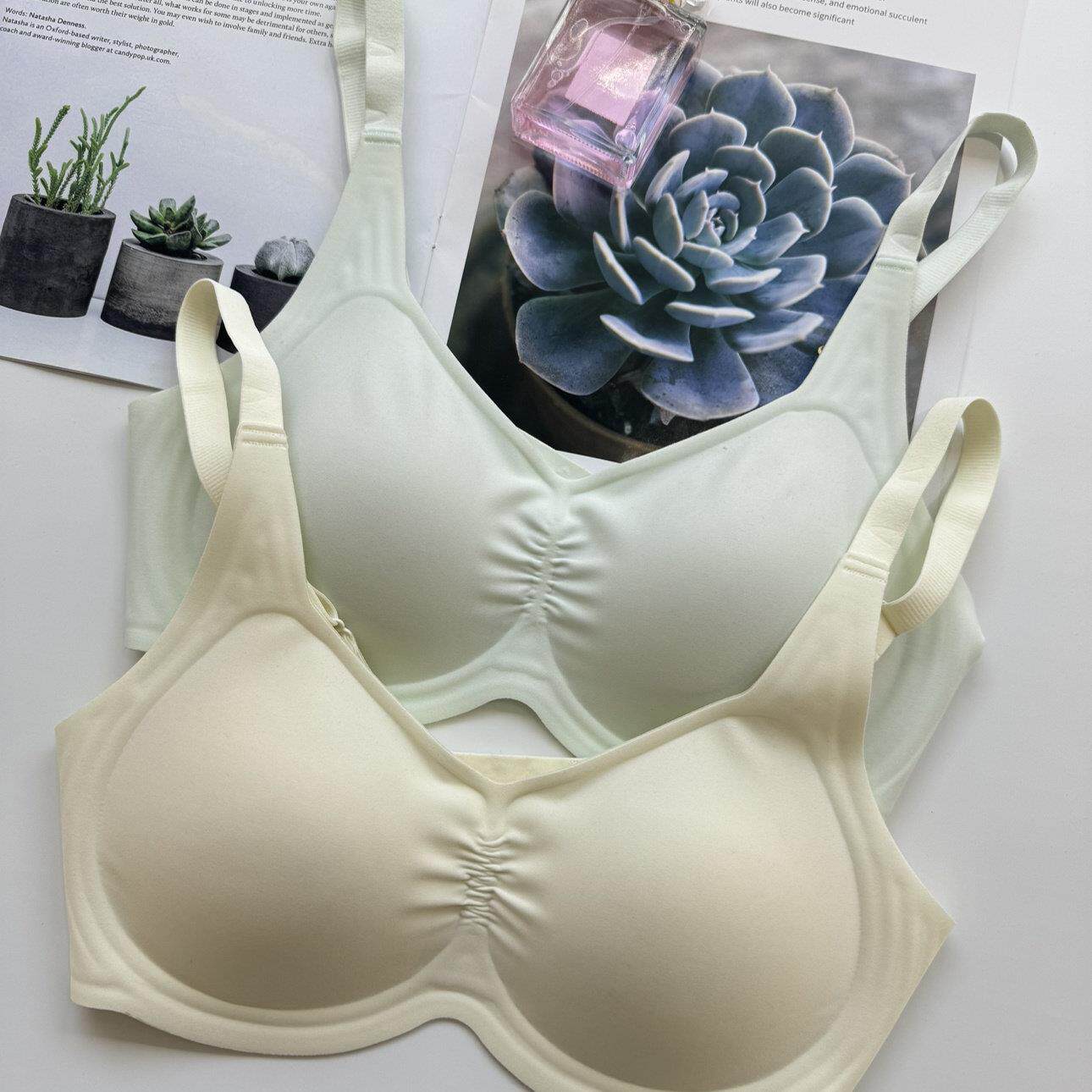 古妃1023无痕内衣女果冻条提拉兔耳朵杯大胸显小聚拢收副乳文胸罩
