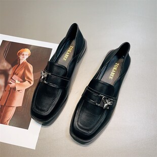 时尚小皮鞋女春秋季英伦风黑色豆豆鞋2025年新款软底工Z作鞋女单