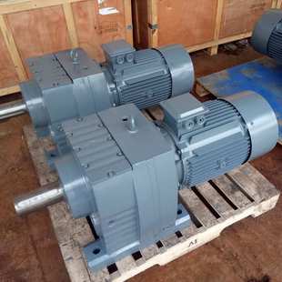 R137法兰轴伸式 单级斜齿轮减速机传动平稳承载能力大性能优越 安装