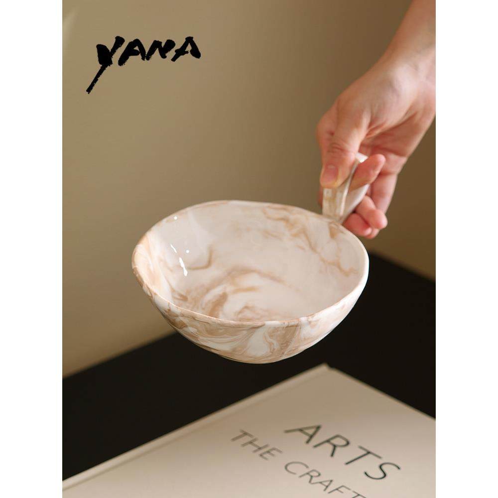 客厅桌面家用迷你小号高颜值陶瓷无盖手提式垃圾桶卧室茶几收纳盒