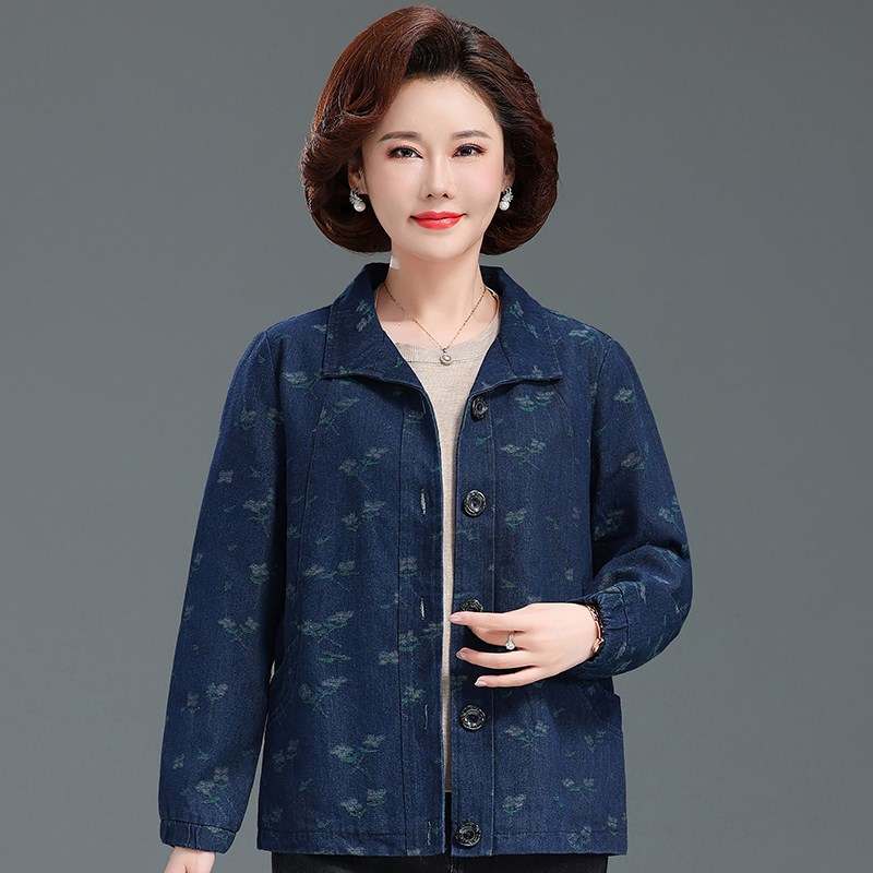 妈妈秋装外套新款上衣洋气宽松加大码中老年女牛仔夹克纯棉奶奶装