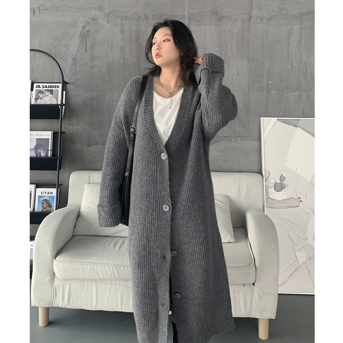 CV大码女装 秋季新款简约长款休闲针织开衫软糯毛衣外套胖MM显瘦