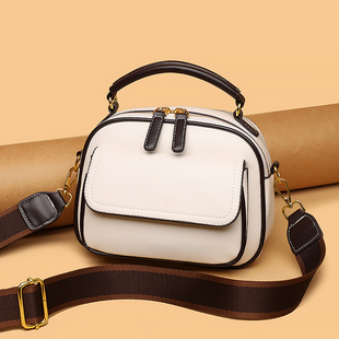 包包女式2024新款斜挎包设计感小众百搭小包宽肩带休闲手机小挎包