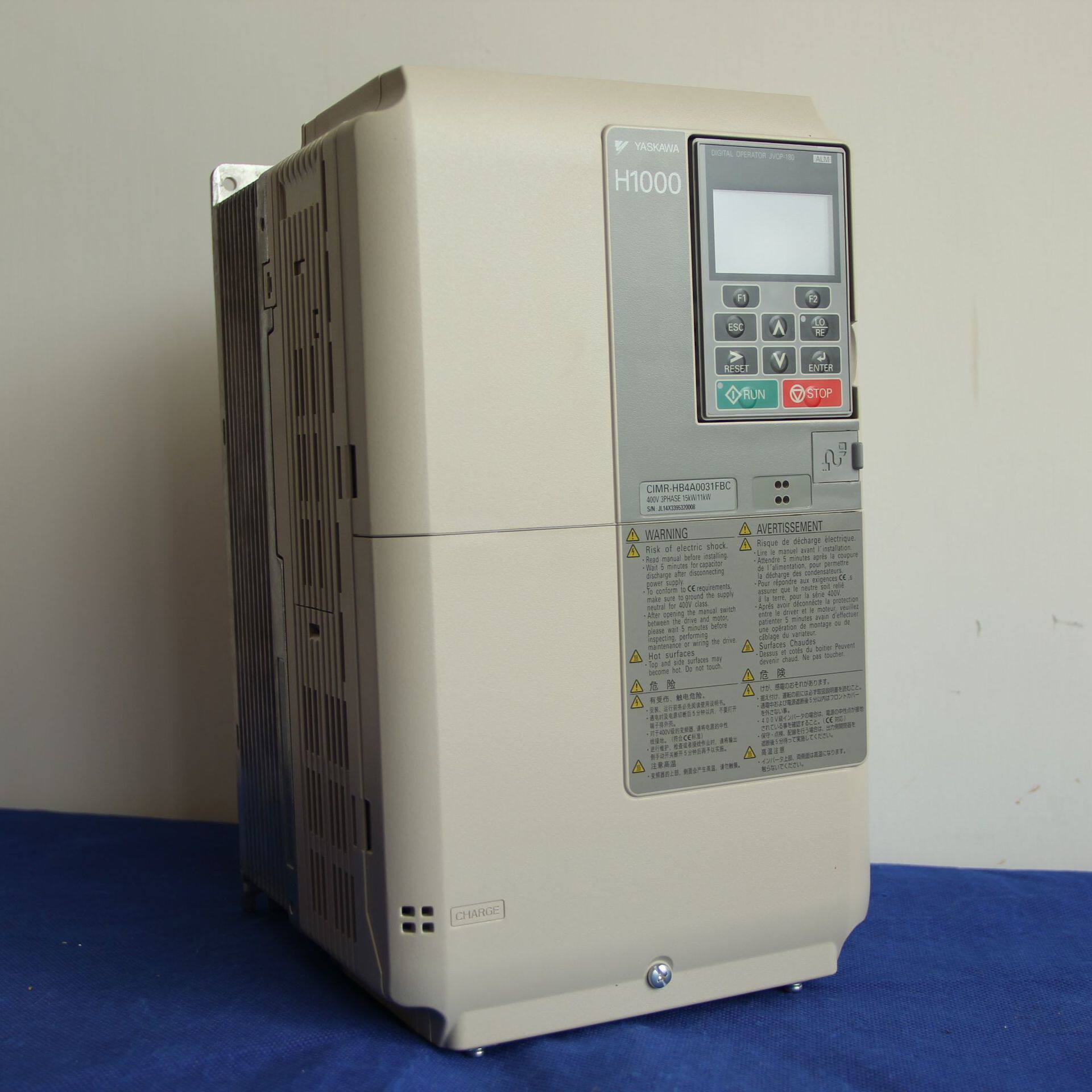 安川变频器CIMR-HB4A0039FBC/FAA 三相 380V 15KW