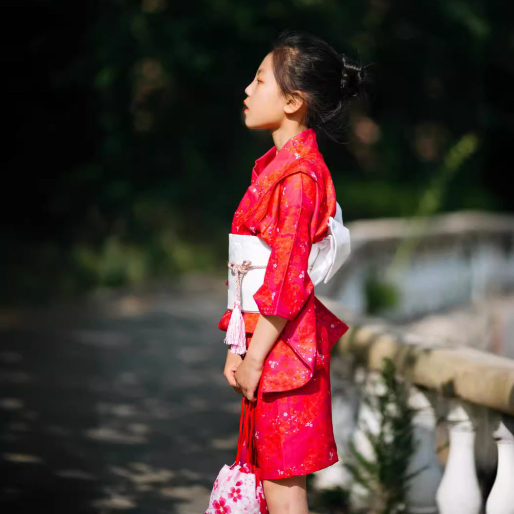 儿童和服浴衣女日本和服正装套装女孩和服舞台表演日系和风摄影