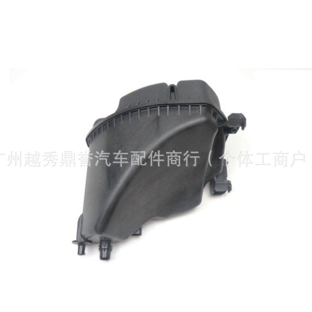 适用宝马G38 新款膨胀水壶 17139846642 17138610656 17139884859