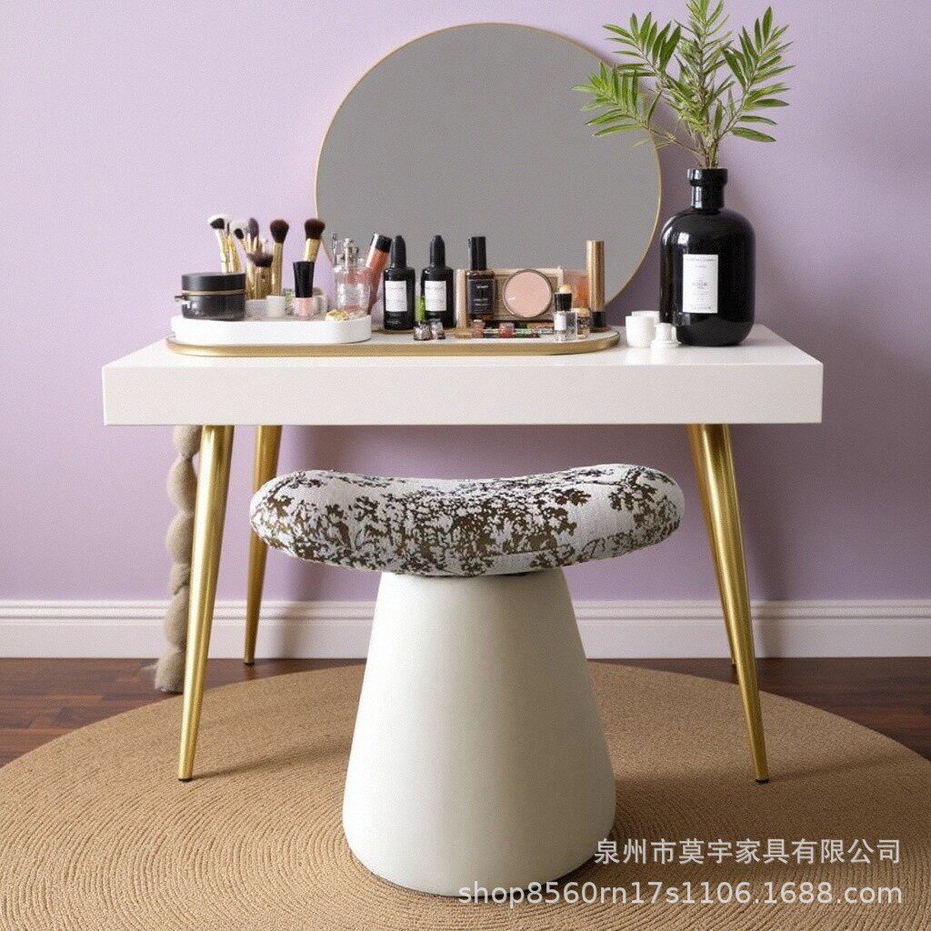 奶油风网红化妆椅女生卧室高级感家用旋转凳轻奢梳妆台凳子衣帽间