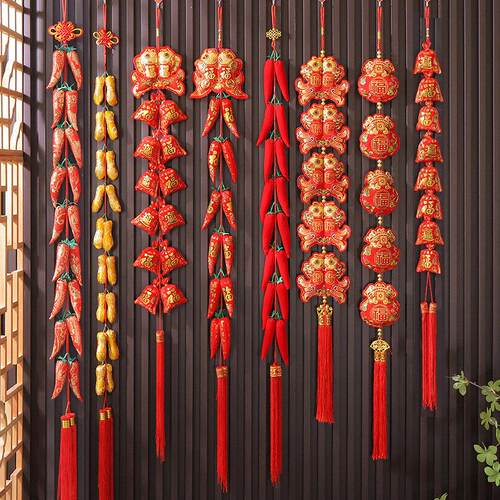 2025蛇年过年装饰挂饰新年中国结红辣椒串福袋灯笼门上客厅挂饰