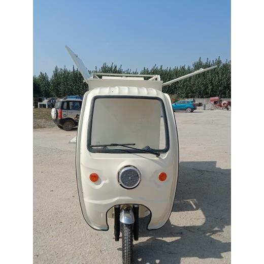 驼色小吃车摆摊车美食餐车流动多功能炸串卤肉麻辣烫铁板糕点服饰