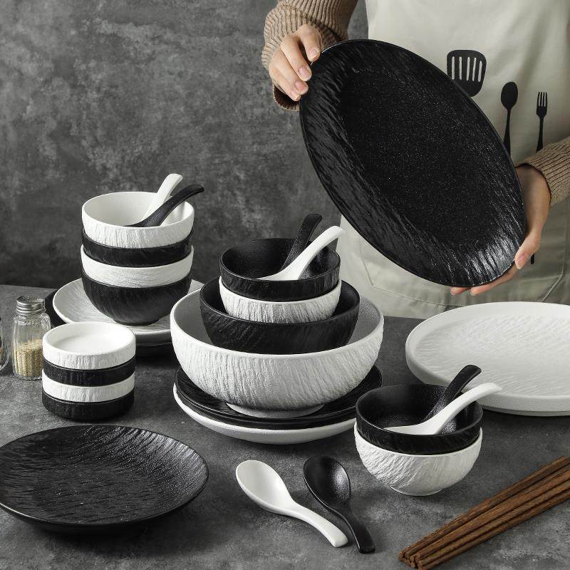 日式碗碟套装陶瓷碗筷盘子家用微波炉餐具吃饭碗碟子北欧情侣碗盘