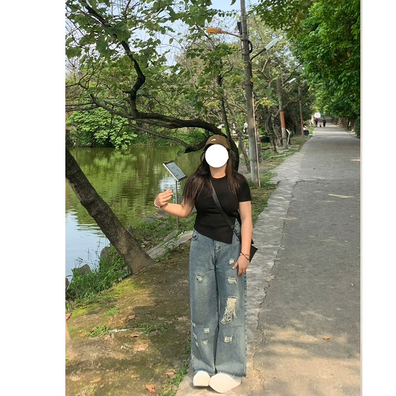 300斤大码女装胖mm夏季新款y宽松显瘦破洞直筒阔腿设计感牛仔裤女