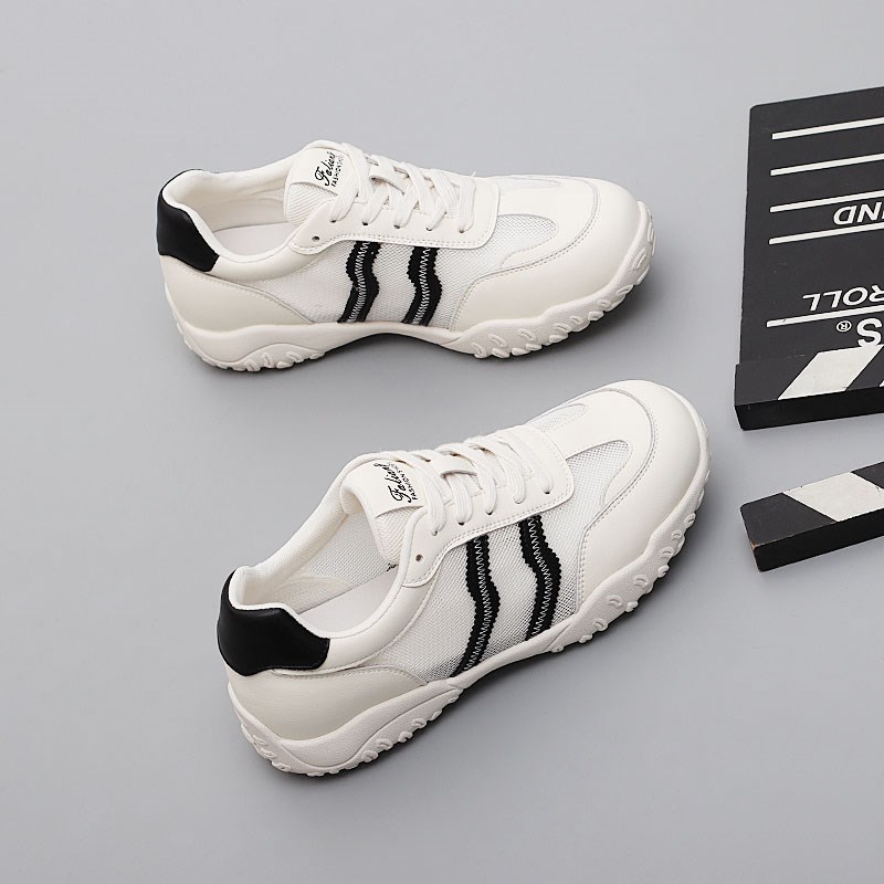 2025a夏季新款大码女鞋41-43休闲网纱单鞋脚宽胖特大号透气小白鞋