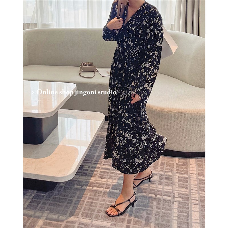 碎花连衣裙子女士复古内搭秋冬2022新款中长款小个子气质温柔收腰
