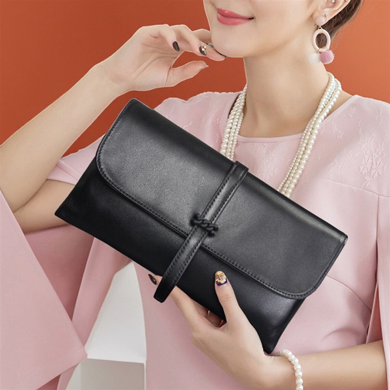 大容量高端女士真皮手拿包女包2025新款气质手包手抓包斜挎包小包