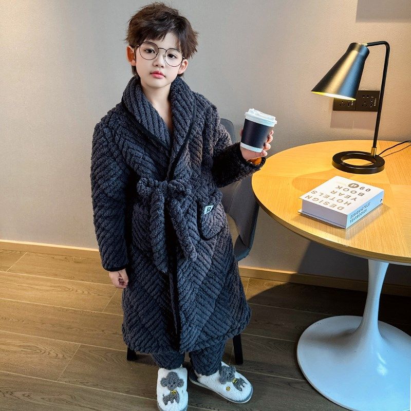 儿童睡袍冬季加厚款男童孩浴袍三层夹棉男孩法兰绒家居服睡衣套装