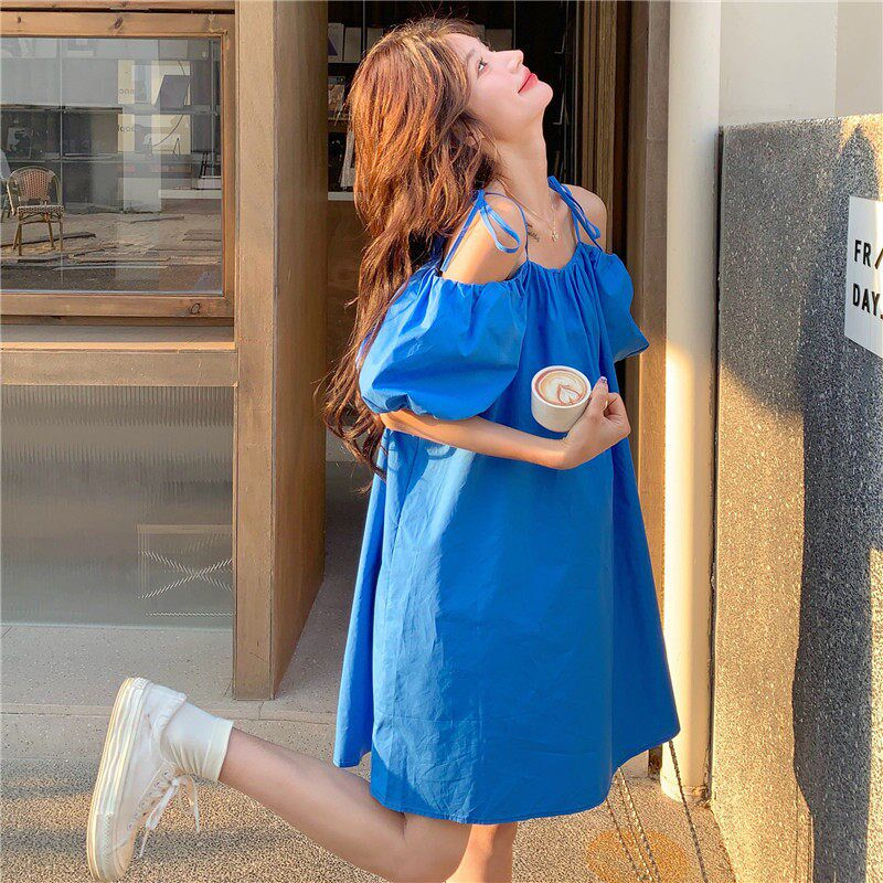 蓝色吊带一字肩泡泡袖连衣裙女2025夏季新款小个子甜辣炸街网红裙