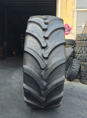 620/75R26青储机轮胎23.1R26冷再生机械人字花纹全钢丝农业轮胎