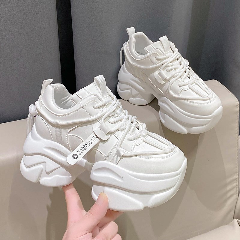 显脚小老爹鞋女2024春新款女鞋爆款百搭小白鞋厚底增高休闲运动鞋
