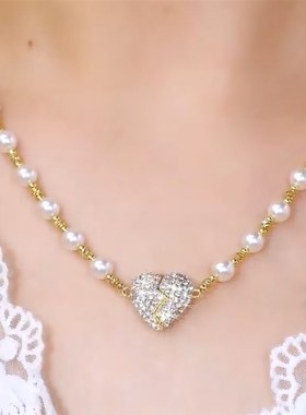 金色镶钻爱心磁吸心形吊坠珍珠项链轻奢小众设计百搭气质锁骨链