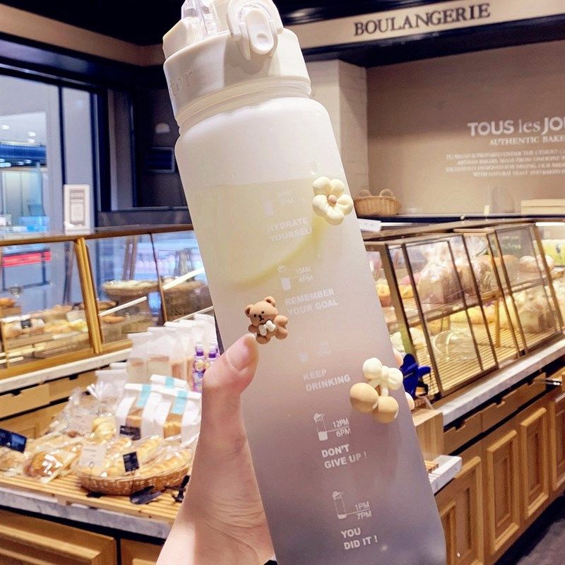 高颜值大容量耐高温刻度水杯女渐变塑料杯男运动直饮杯,餐饮具,吸管杯,淘宝优惠券,粉丝福利购,淘宝优惠卷