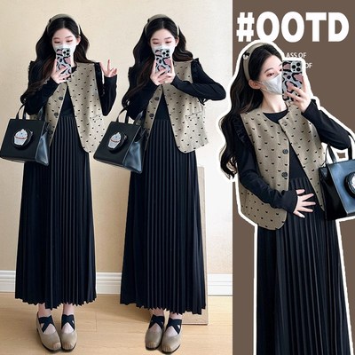 孕妇装2024新款秋装连衣裙w时尚套装洋气秋冬法式裙子马甲两件套