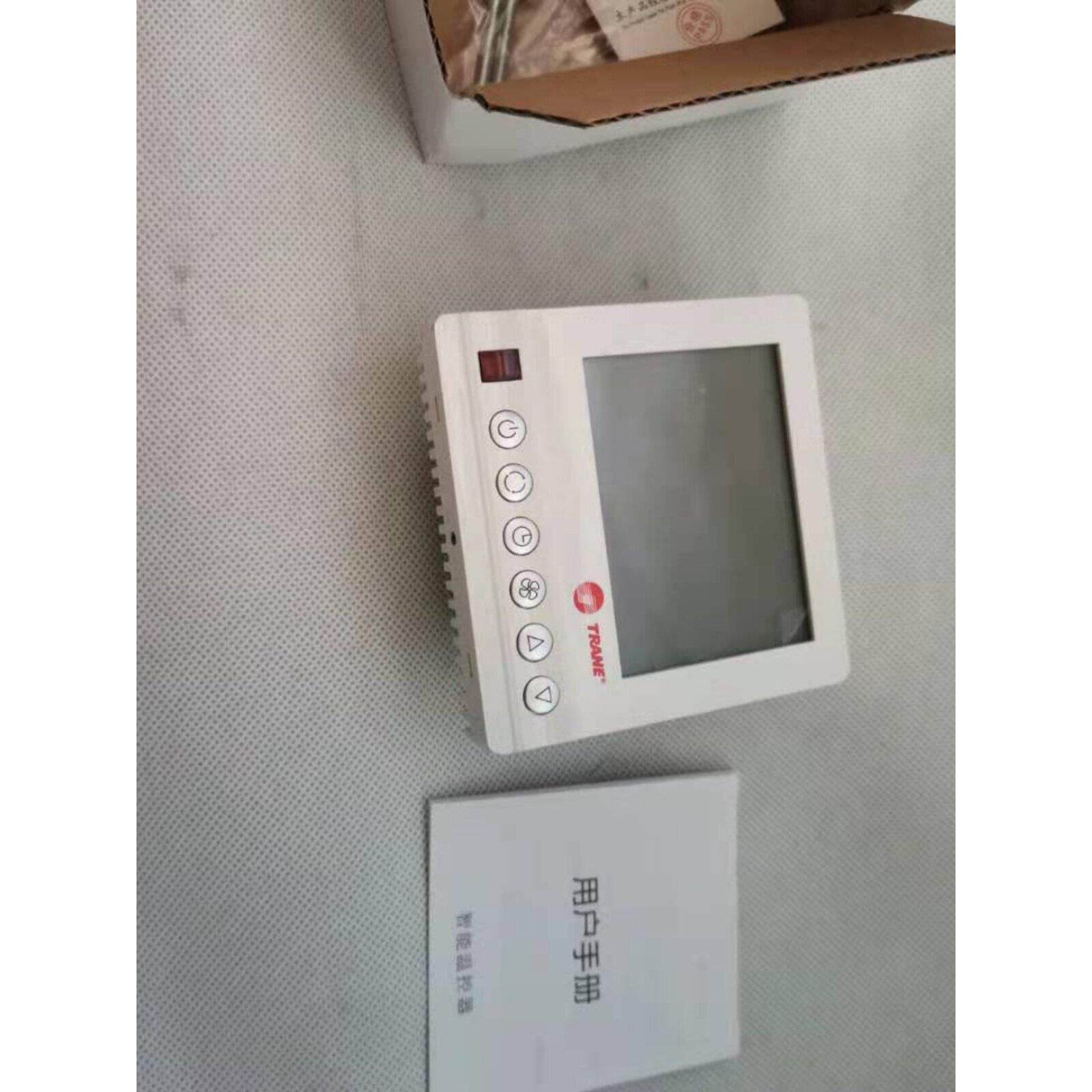 特灵同款中央空调温控器液晶显示温度控制风机盘管专用液晶温控器