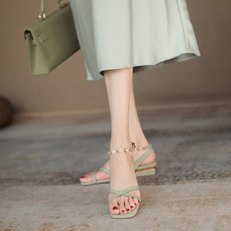鹿与奈良仙女日记~气质网红珍珠四叶链条交叉显瘦平底粗跟凉鞋女,女鞋,时装凉鞋,淘宝优惠券,粉丝福利购,淘宝优惠卷