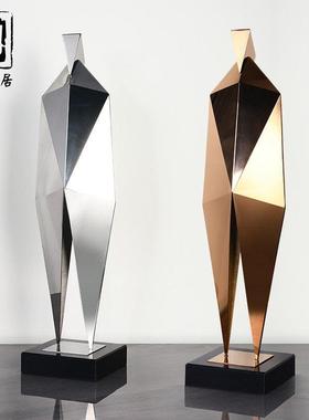 雕塑摆件北欧客厅电视柜落地玄关高级软装饰轻奢不锈钢金属抽象人