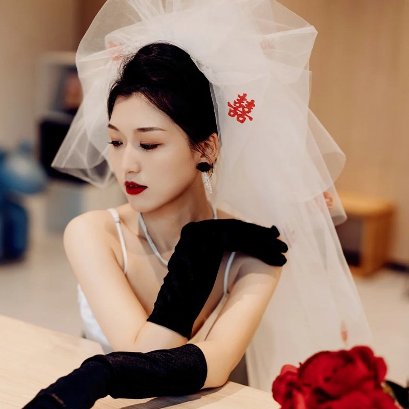 头纱头饰拍照道具新娘订婚求婚主婚纱女领证登记结婚婚.礼轻纱白