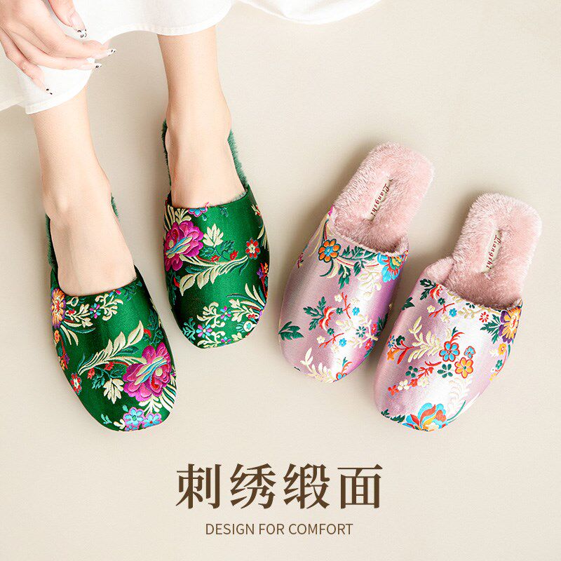 新中式高级感刺绣缎面棉拖鞋女室内防滑厚底加绒保暖牛筋底居家冬