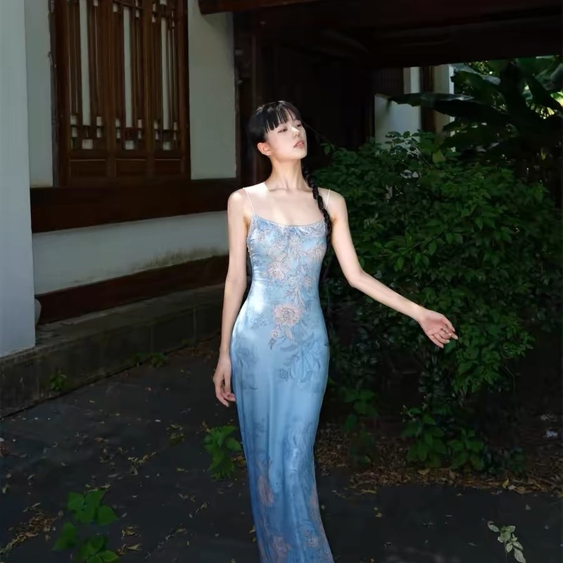 兰藤月下裙d 古典韵蓝复古扎染海岛度假风修身吊带连衣裙