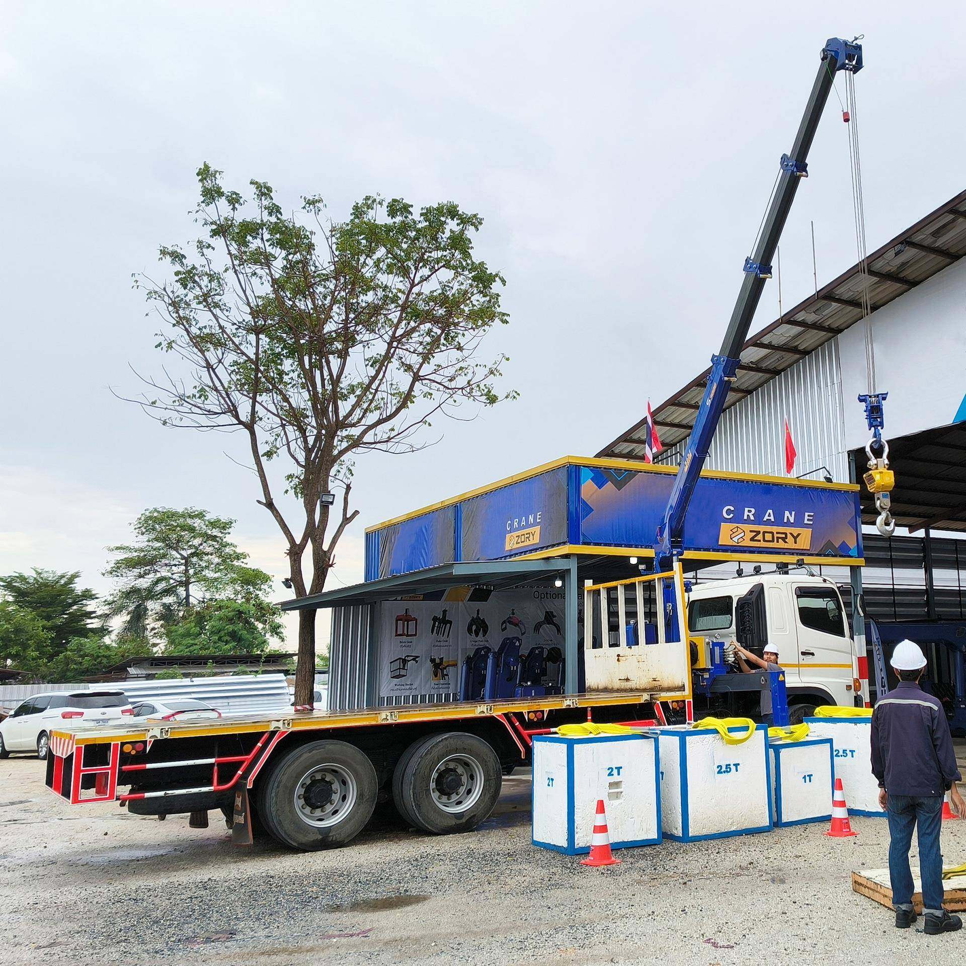 .2吨直臂随车吊4节臂起重机加长吊臂小型液压式吊卡车随车起重机