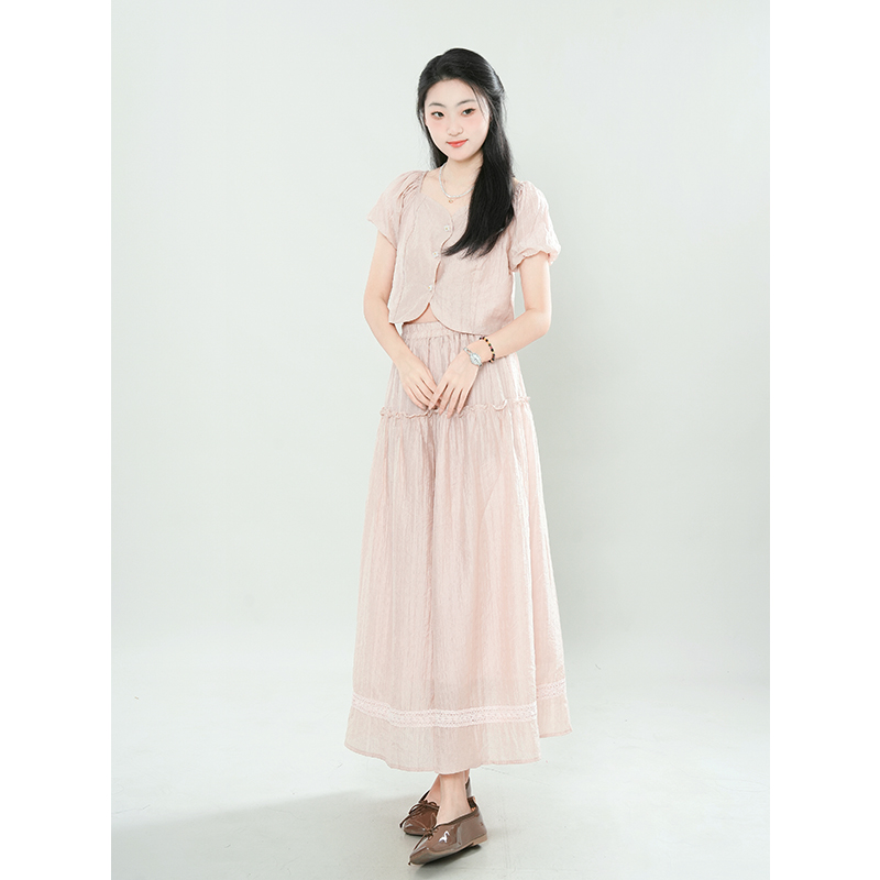高级感套装女夏季法式粉色小衫半身裙甜美森系减龄通勤显瘦两件套