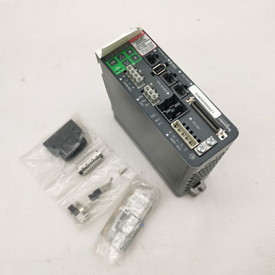 施耐德伺服驱动LXM28AU01/02M3X