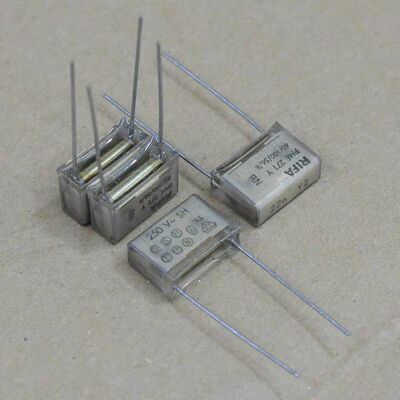 PME271Y522MR30 薄膜电容器 250v22nf  15.2mm RIFA   KEMET