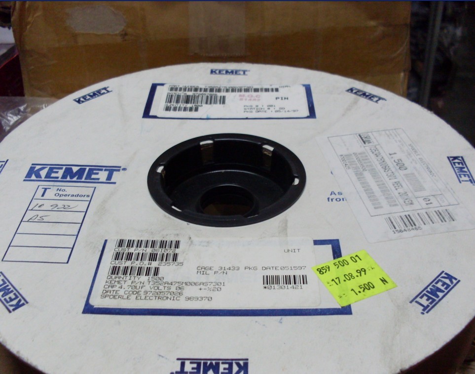 T352A475M006AS7301  钽质电容器-固体铅 6v4.7uF 20% 原装KEMET